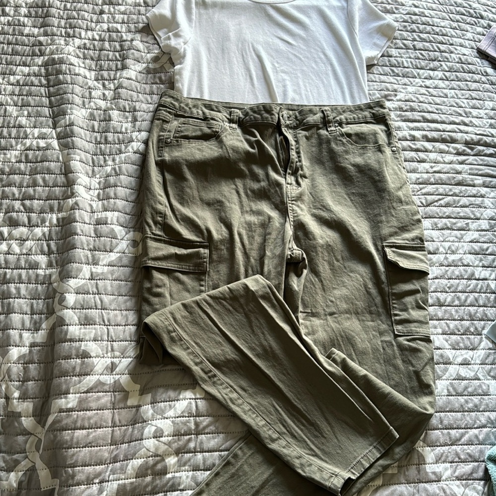 ForestGreen Pants Only!
